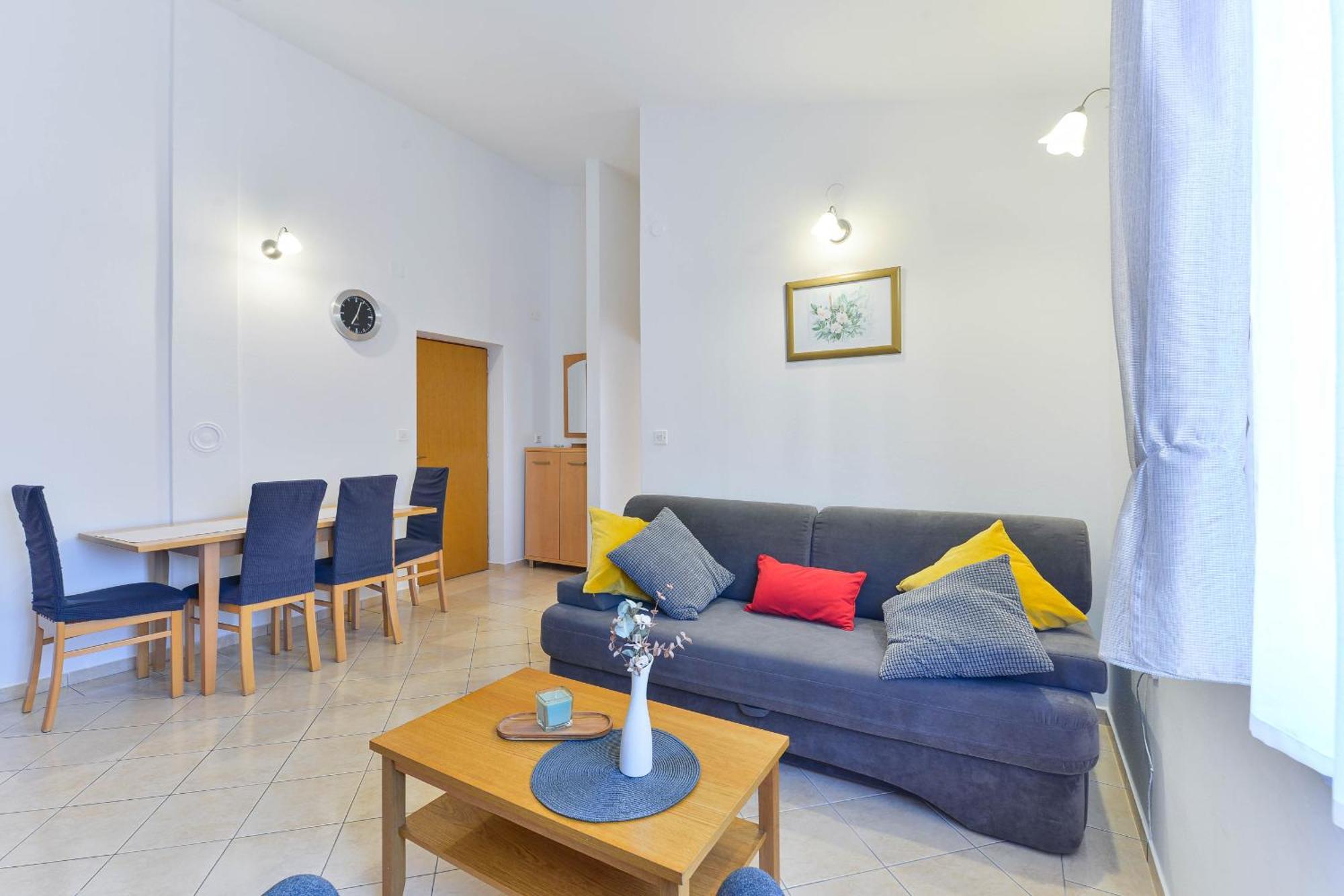 Apartment House Inga ヴィル エクステリア 写真