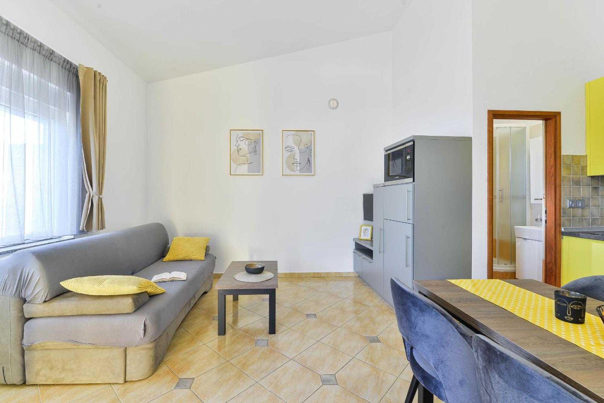 Apartment House Inga ヴィル エクステリア 写真
